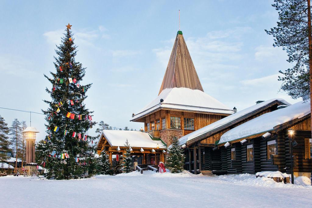Фото отеля Santa Claus Holiday Village