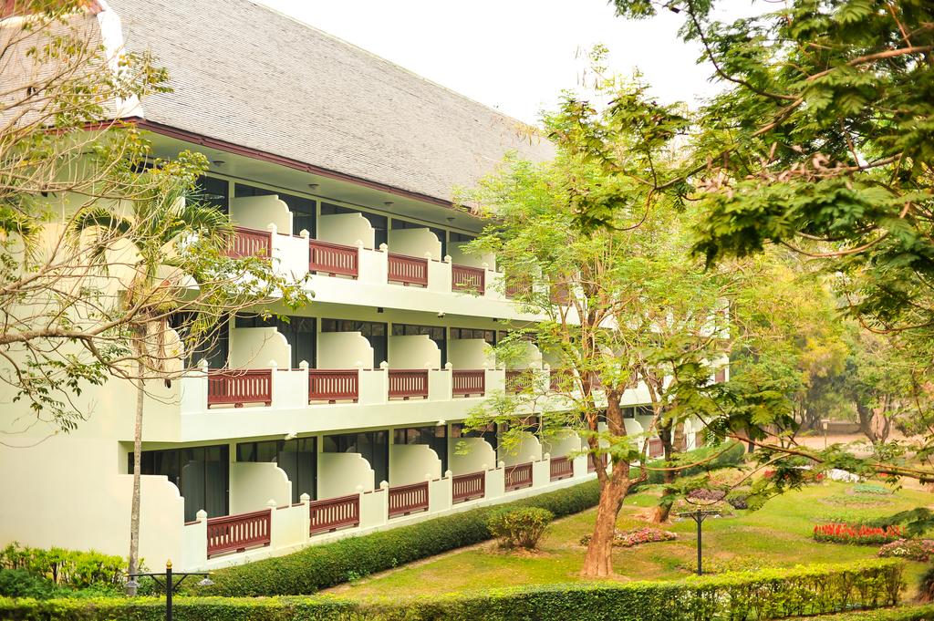 Горящие туры в отель Wiang Indra Riverside Resort (Rimkok Resort Hotel) Чианграй