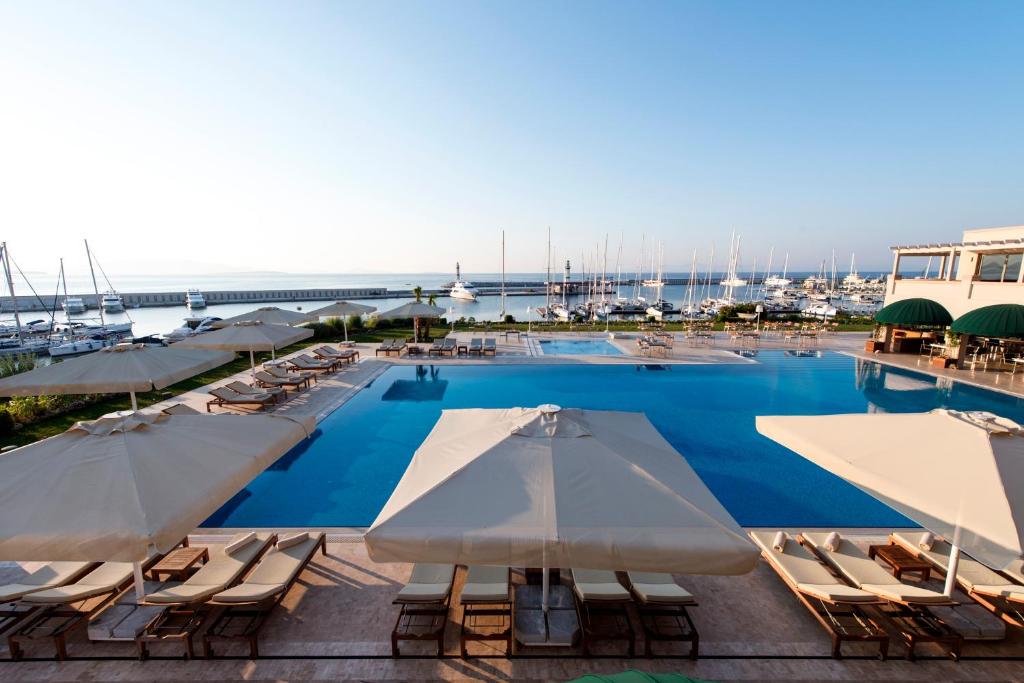 Отзывы об отеле Didim Yacht Club Hotel