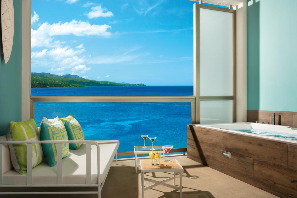 Jamaica Breathless Montego Bay Resort & Spa