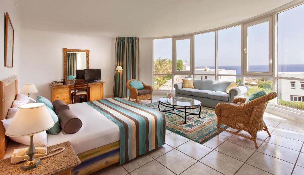 Odpoczynek w hotelu Golf Beach Resort Managed by Rixos (ex. Jolie Ville Golf & Resort) Szarm el-Szejk
