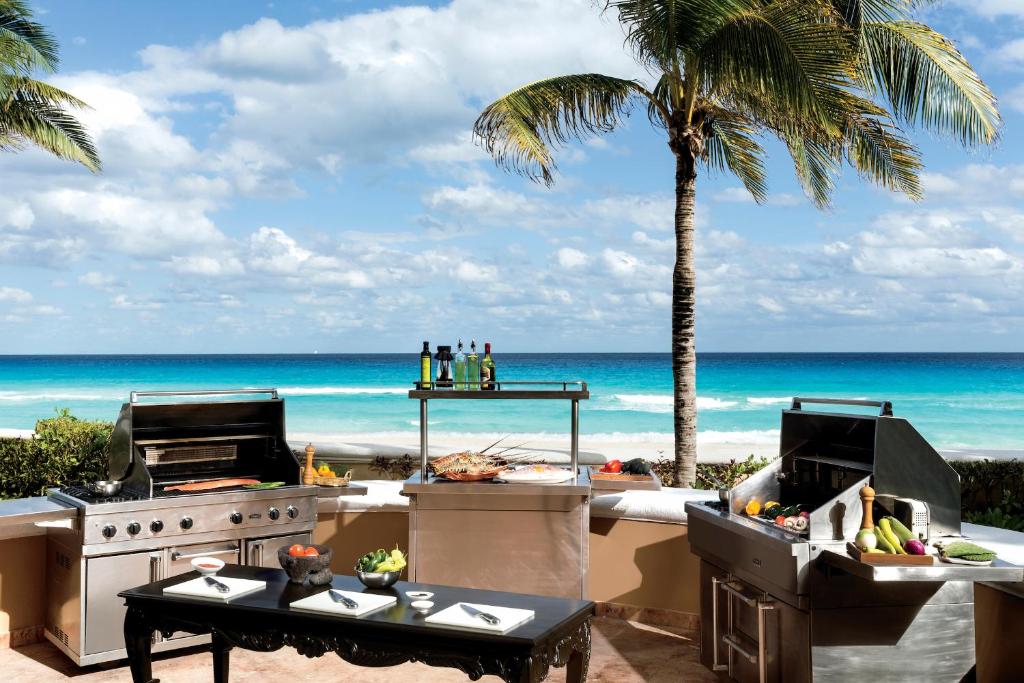 Горящие туры в отель The Ritz-Carlton Cancun