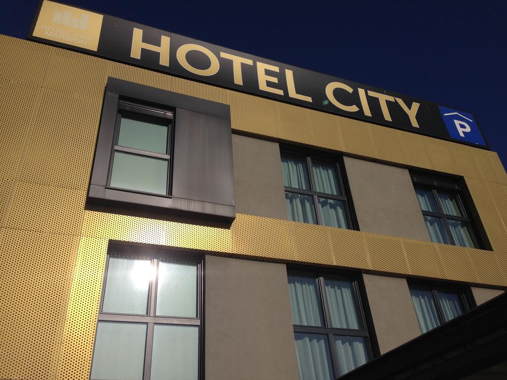Hotel City Maribor цена