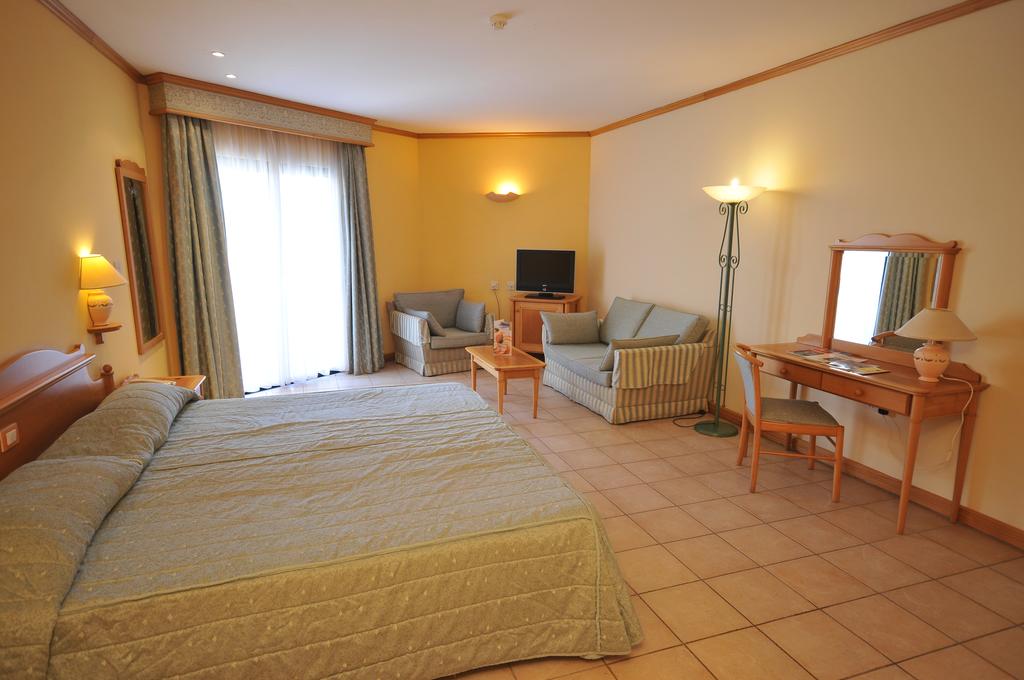 Відпочинок в готелі Grand Hotel Гоцо (острів) Мальта