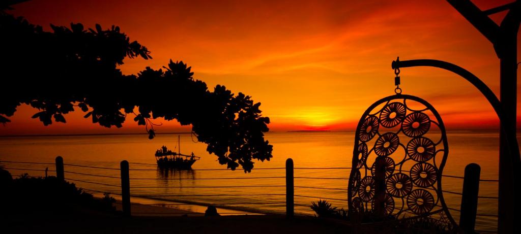 The Royal Zanzibar Beach Resort Танзания цены
