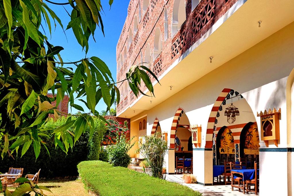 Hotel Sheherazade цена