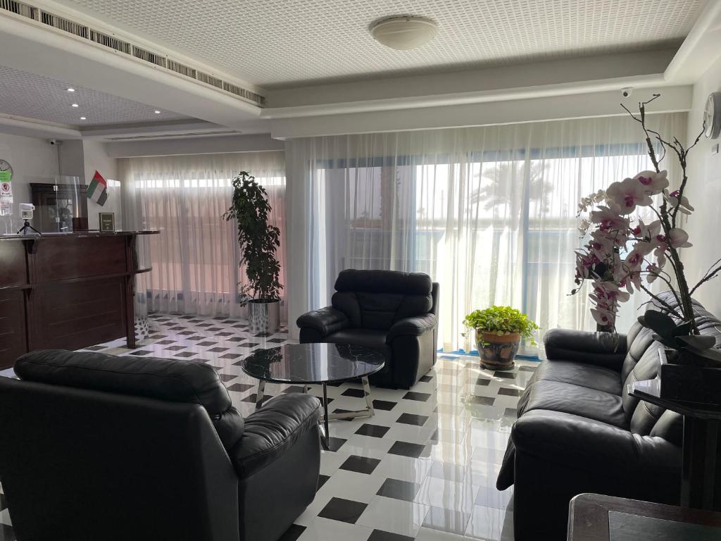 Szardża Al Corniche Hotel - Villa Alisa