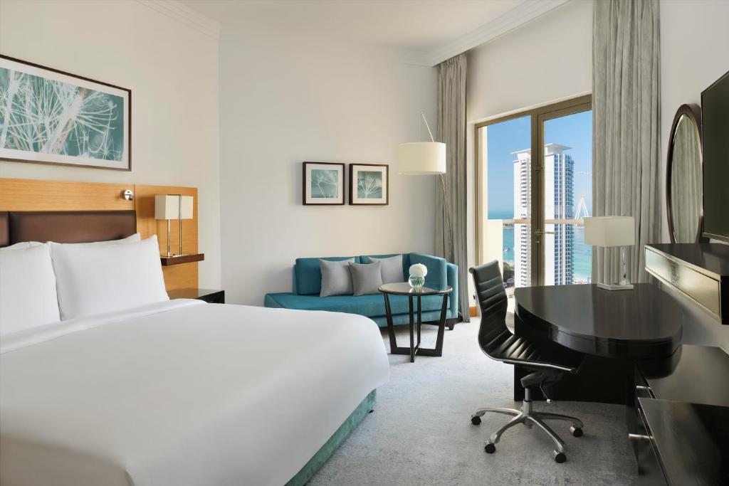 Movenpick Hotel Jumeirah Beach, Дубай (пляжные отели)