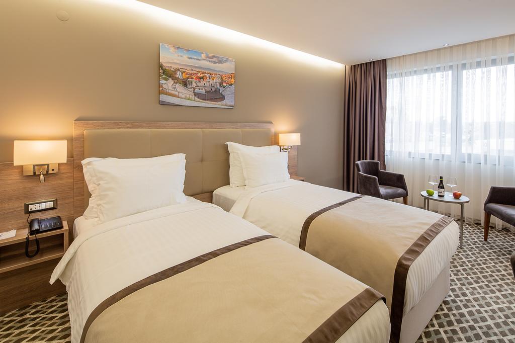 Отзывы гостей отеля Best Western Premier Plovdiv Hills