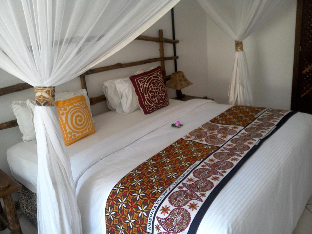 Відпочинок в готелі Kahama Момбаса