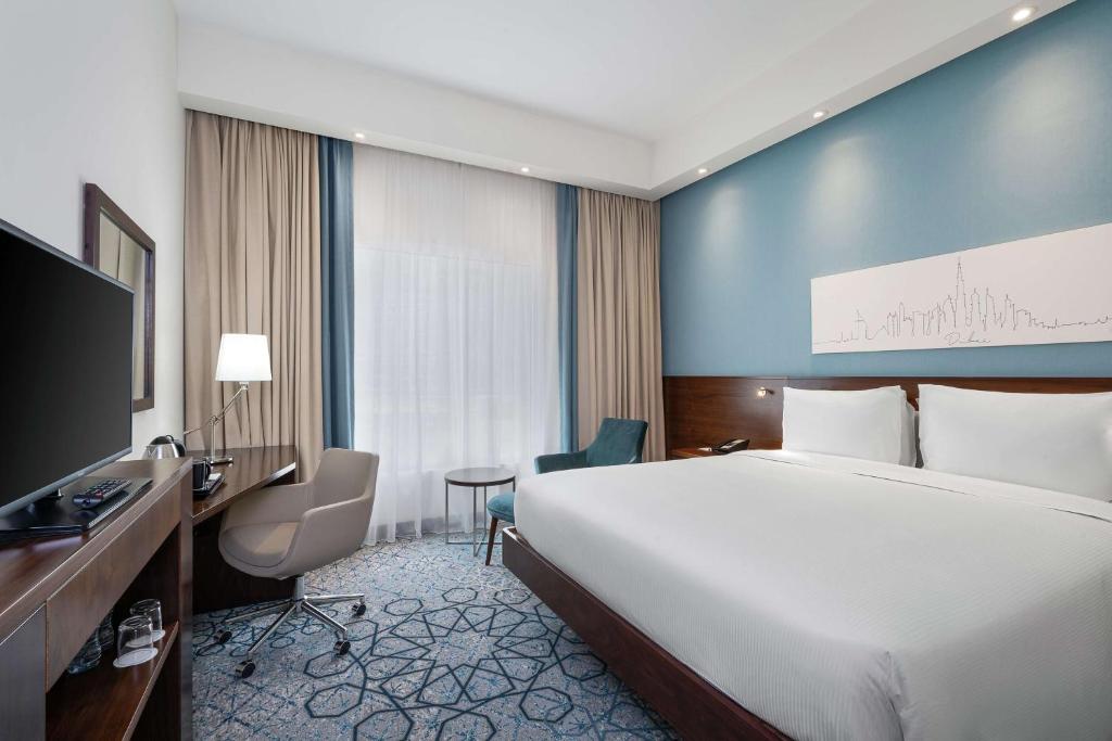 Відпочинок в готелі Hampton by Hilton Dubai Al Barsha