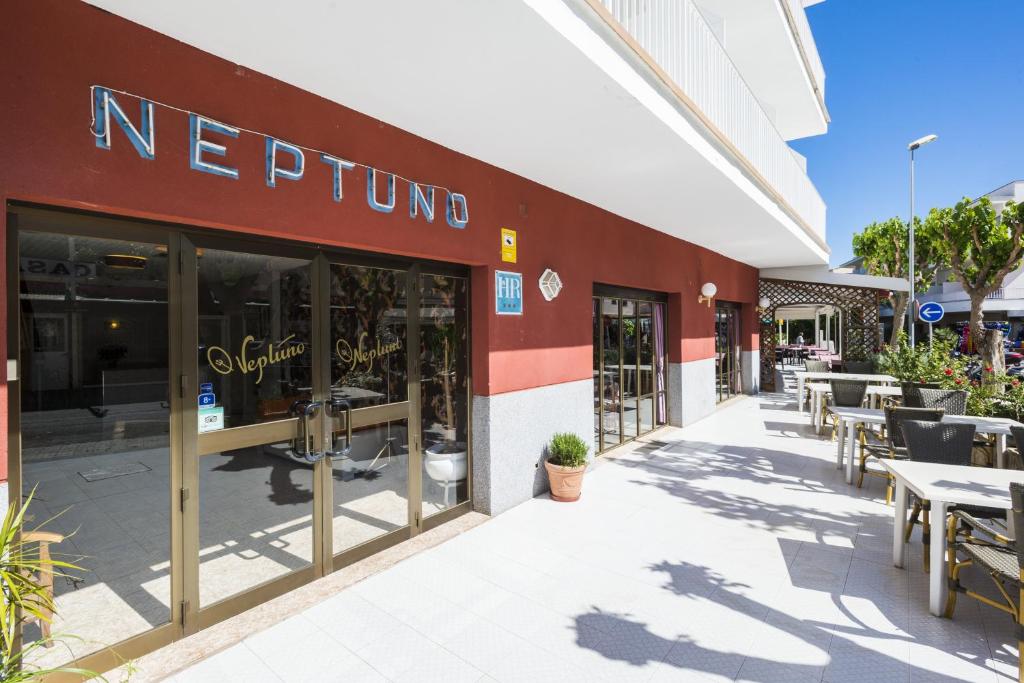 Отдых в отеле Neptuno Hostal Майорка (остров) Испания