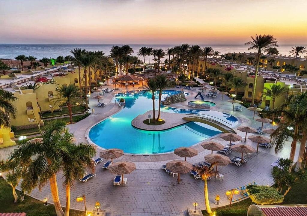 Odpoczynek w hotelu Palm Beach Resort