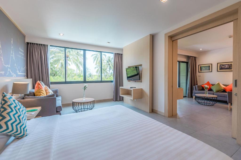 Горящие туры в отель Paradox Resort Phuket (ex. Movenpick Resort & Spa Karon) Пляж Карон Таиланд