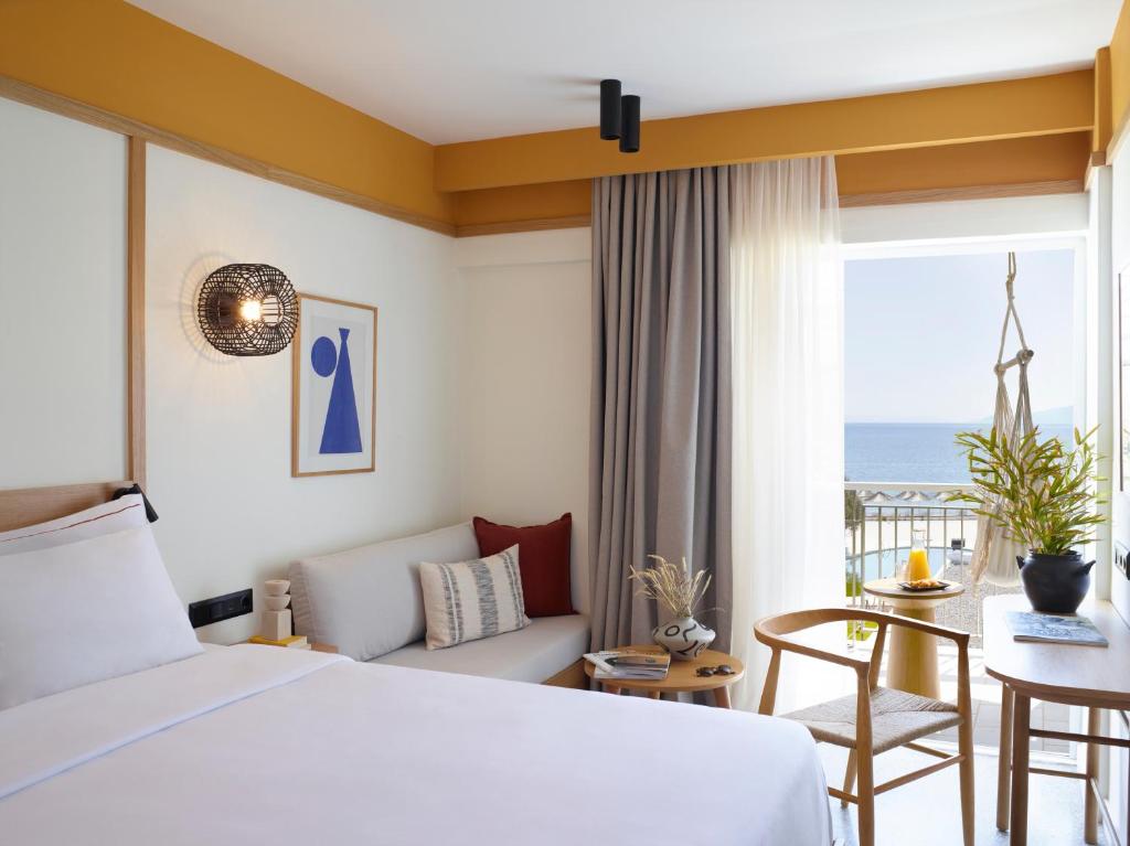 Hotel reviews Grand Bleu Beach Resort