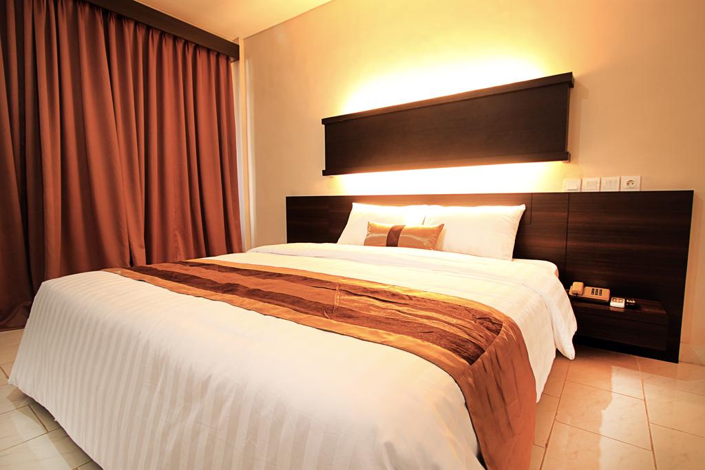 Hotel reviews Bakung Beach Resort