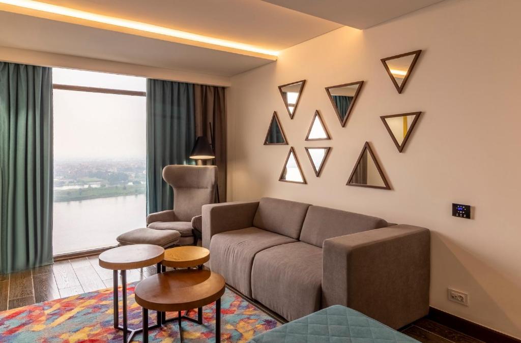 Hotel guest reviews Holiday Inn Cairo Maadi 