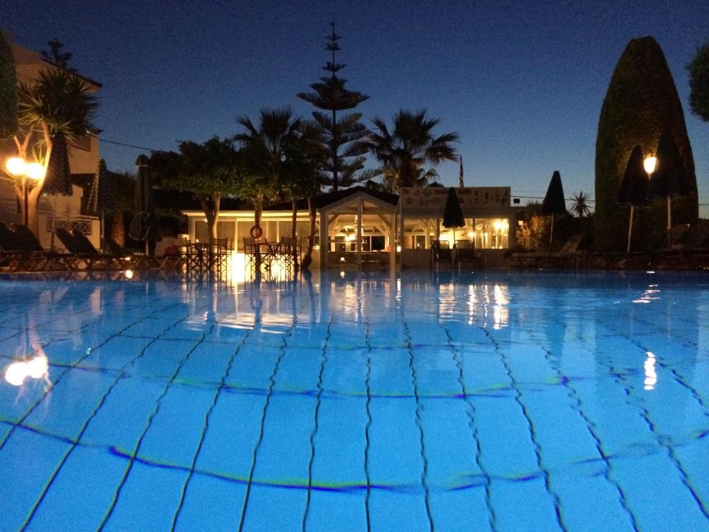 Hotel, Heraklion, Grecja, Nikolas Villas Appartments