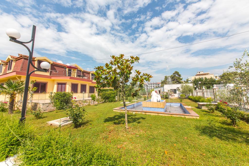 Албанія Kolaveri Resort