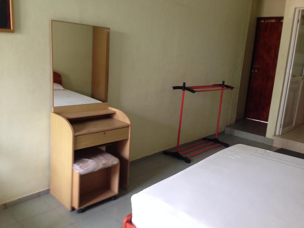 Туры в отель Oasis Beach Resort Негомбо