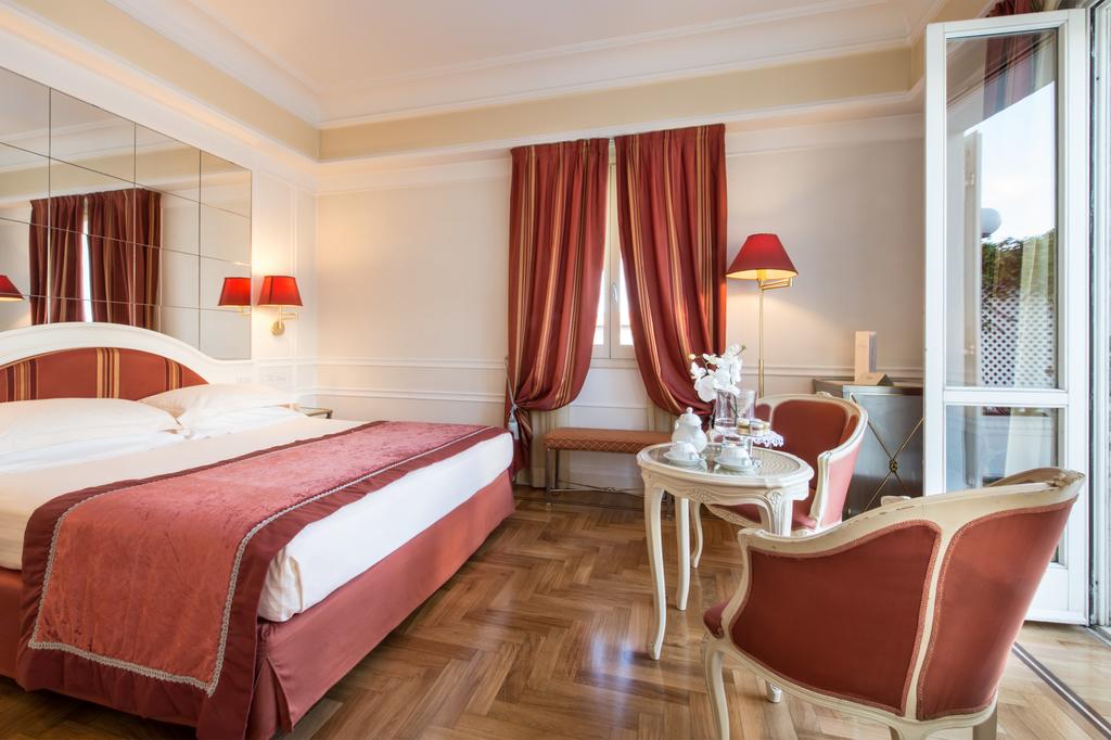 Римини, Grand Hotel Des Bains (Riccione), 5
