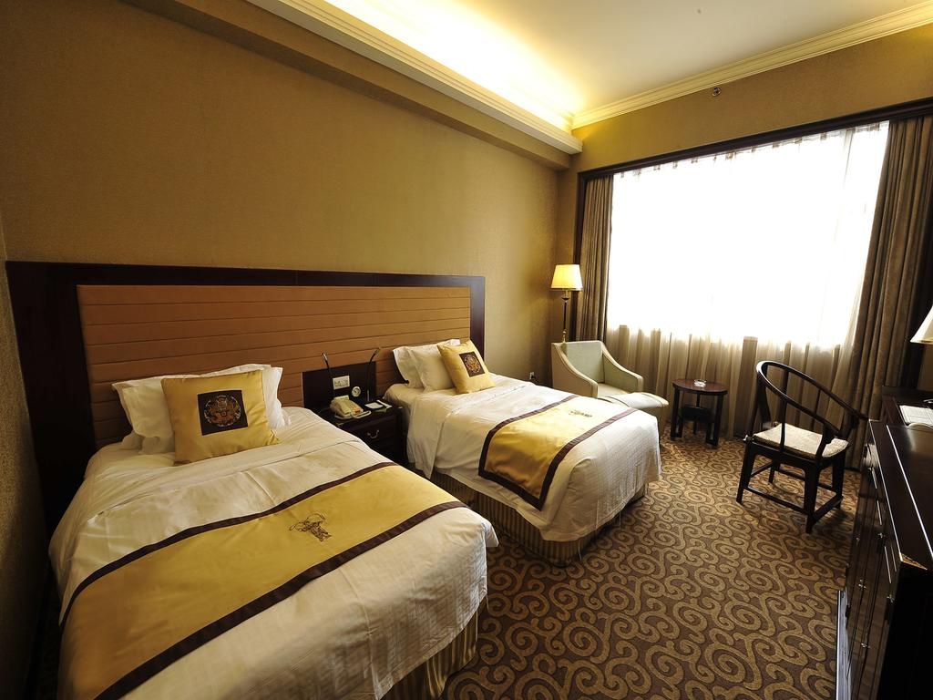 Горящие туры в отель Qianmen Jianguo Hotel Пекин Китай