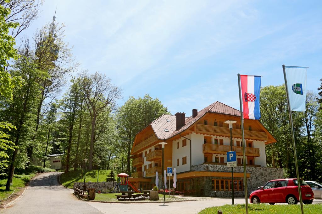 Горящие туры в отель Turisticki Apartmani Snjezna Kraljica