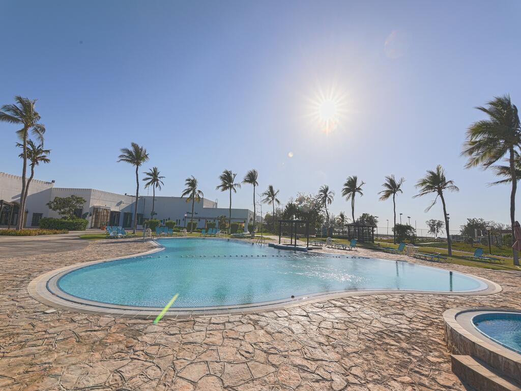 Al Sawadi Beach Resort & Spa, Маскат