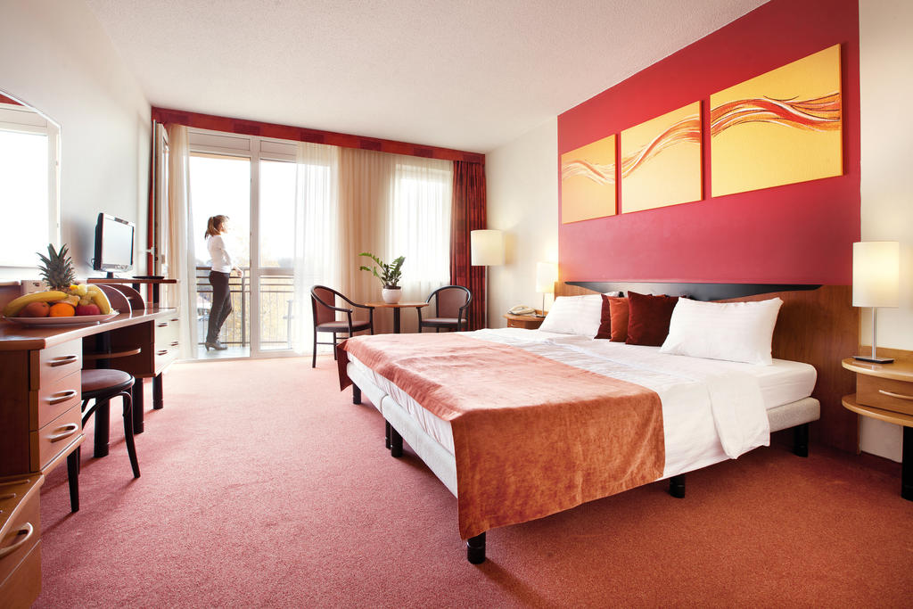 Hot tours in Hotel Europa Fit Hotel 4* Superior