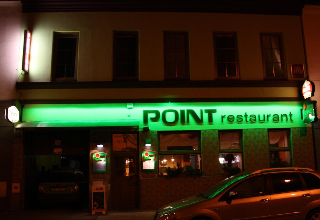 Відпочинок в готелі Point Pension-Restaurant Брно