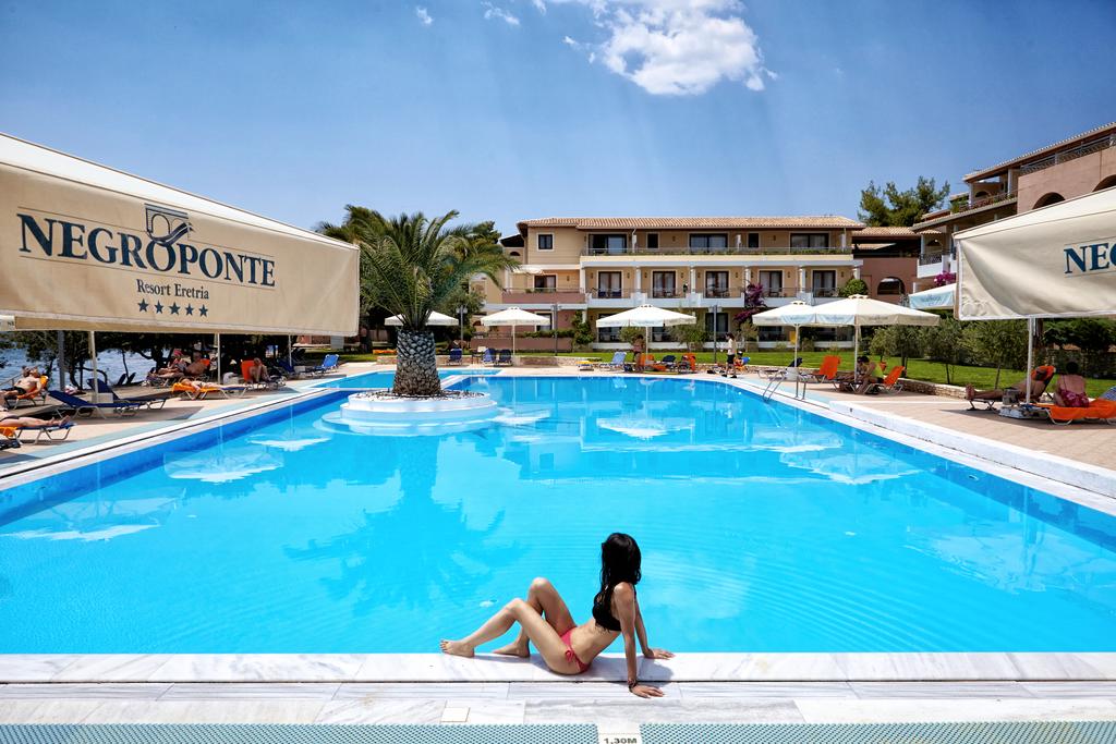 Reviews of tourists Negroponte Resort Eretria