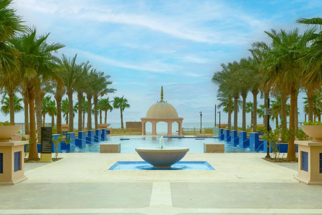 Rixos Marina Abu Dhabi (ex. Fairmont Marina), ОАЭ, Абу-Даби, туры, фото и отзывы