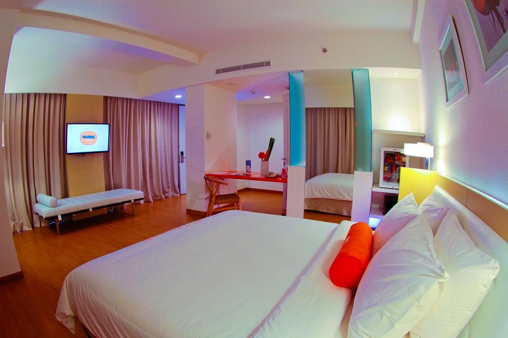 Harris Hotel & Convention Malang цена