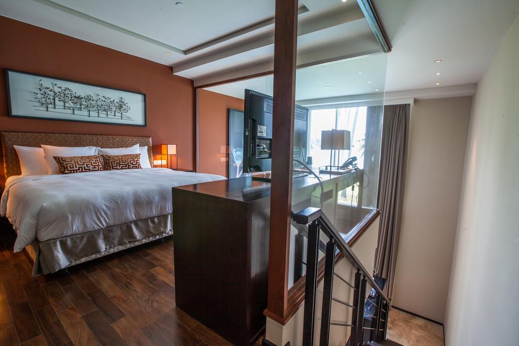 Hotel reviews Phuket Panwa Beachfront Resort