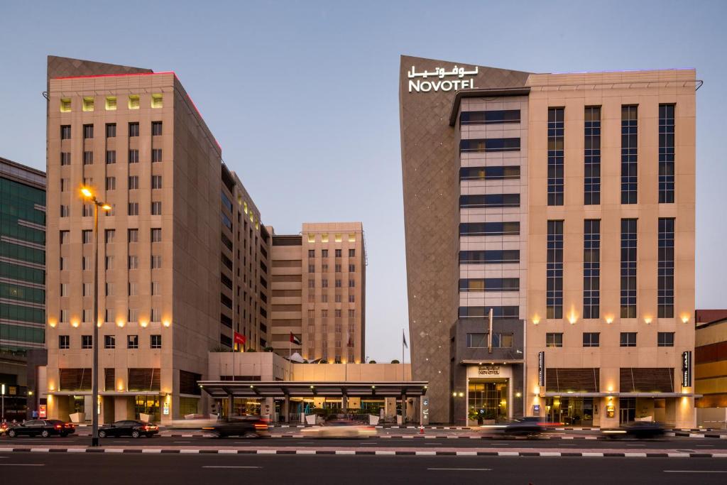 Горящие туры в отель Novotel Deira City Centre