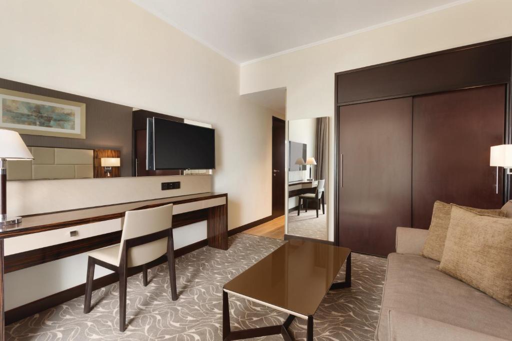 Горящие туры в отель Hawthorn Suites by Wyndham Abu Dhabi City Center Абу-Даби