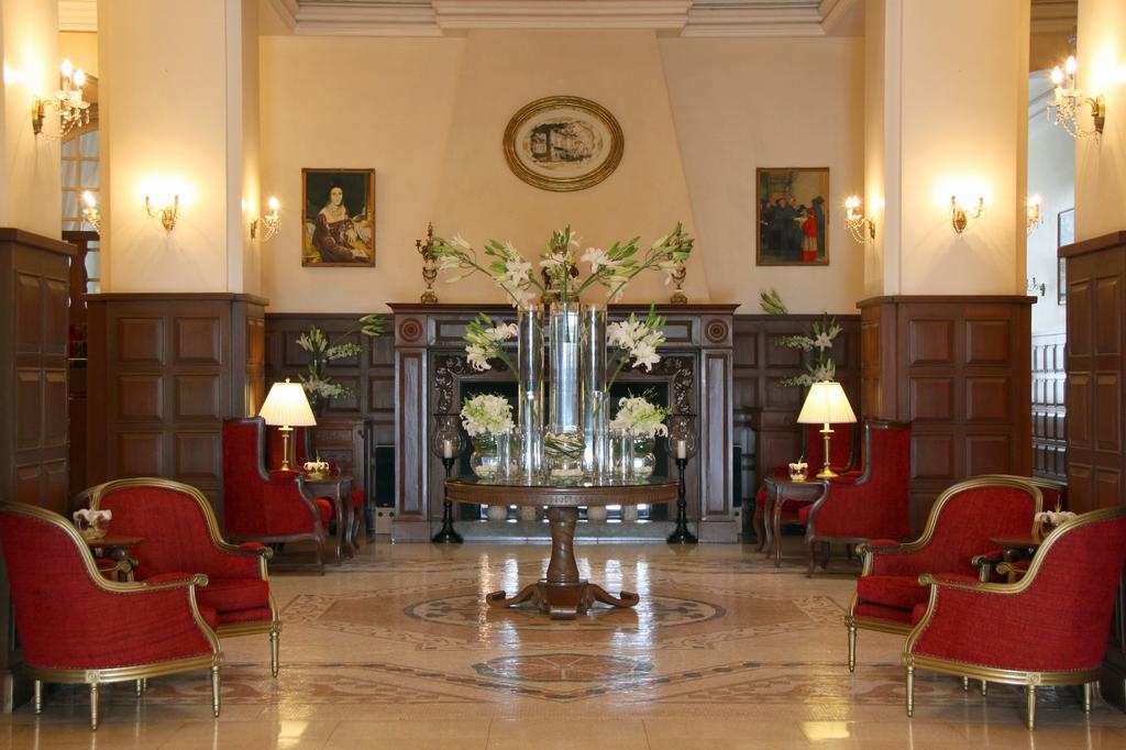 Hot tours in Hotel Dalat Palace