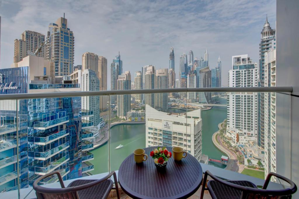 Горящие туры в отель Royal Regency Suites Marina Дубай (пляжные отели) ОАЭ