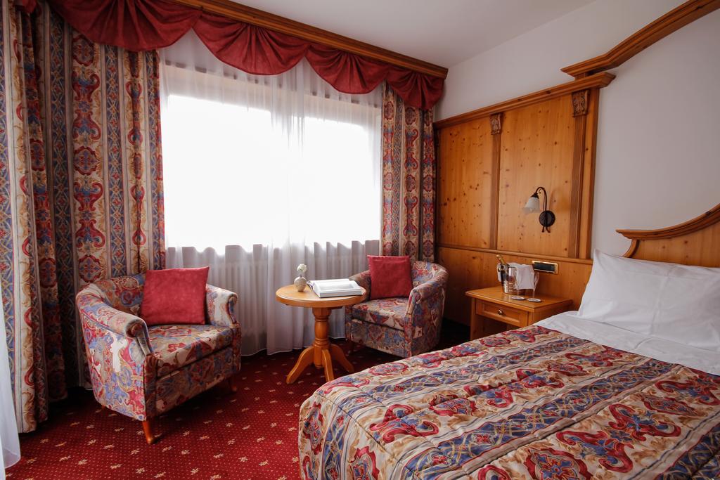 Hotel Alpi цена