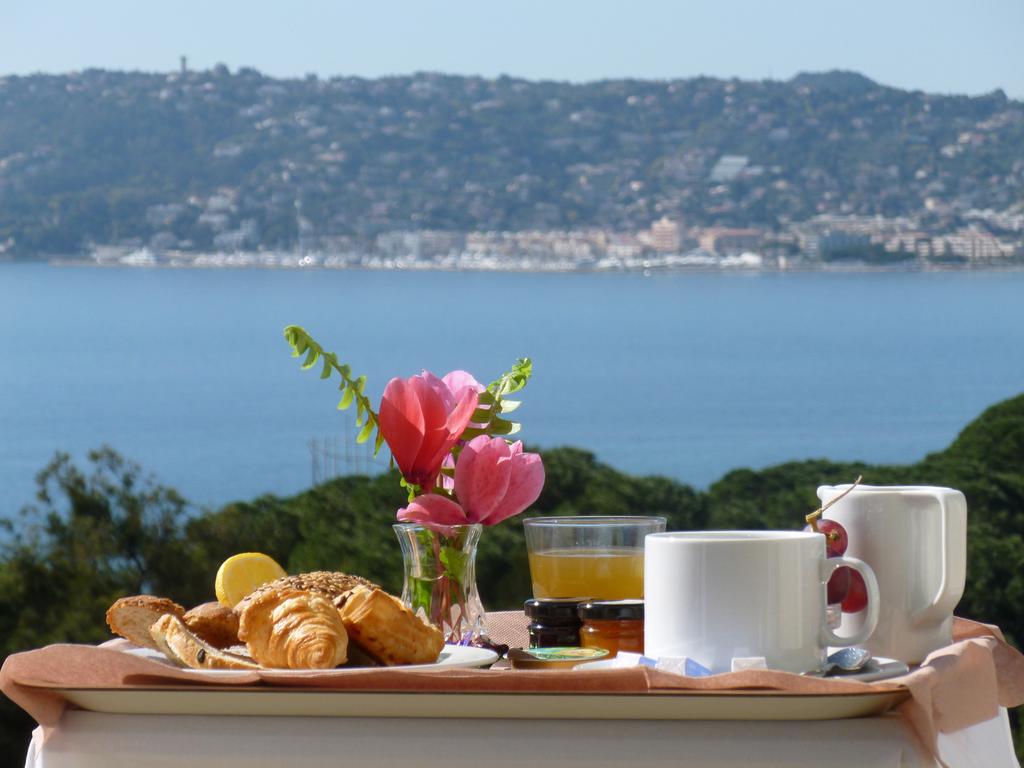 Tours to the hotel Bw Hotel Le Grand Pavois Juan-les-Pins