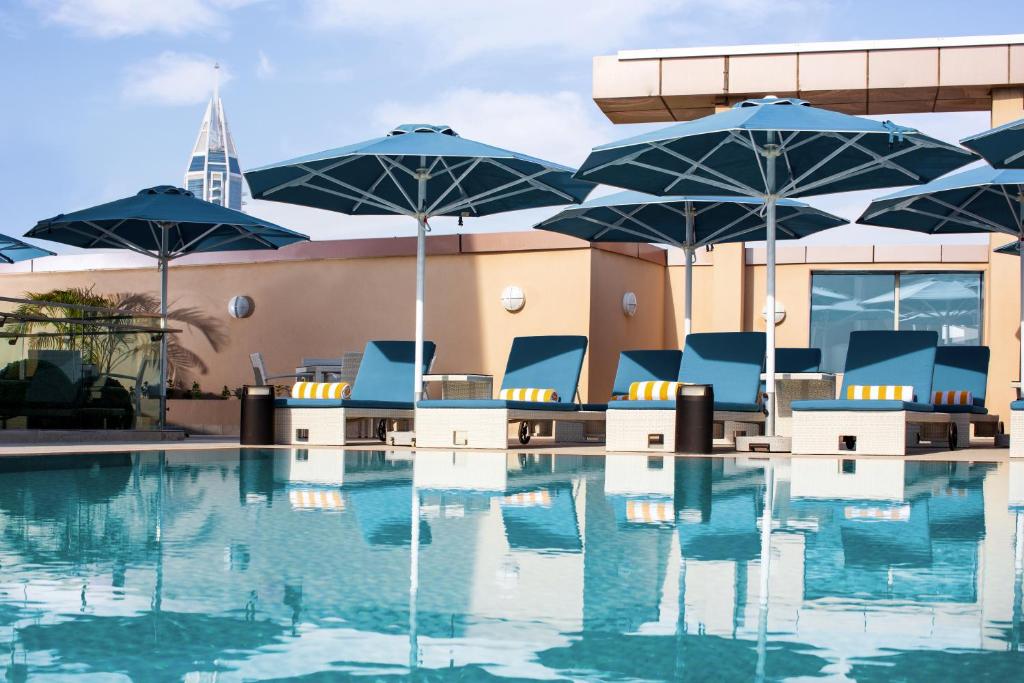 Pullman Dubai Jumeirah Lakes Towers, фото отдыха