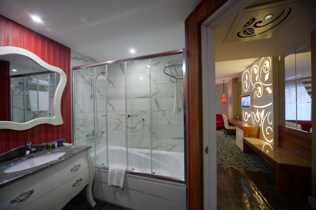 Oferty hotelowe last minute Vikingen Infinity Resort&Spa Alanya Turcja