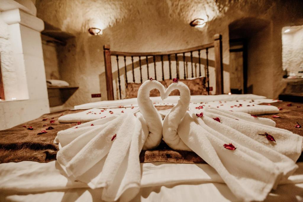 Відгуки про готелі Romantic Cave Hotel