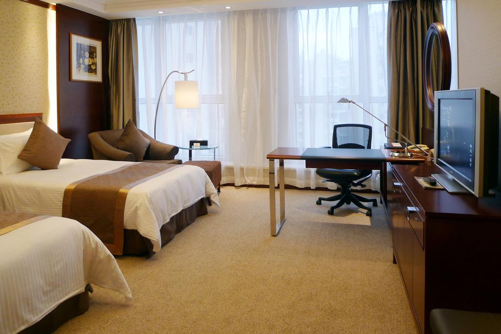 Відпочинок в готелі Central Hotel Shanghai Шанхай Китай