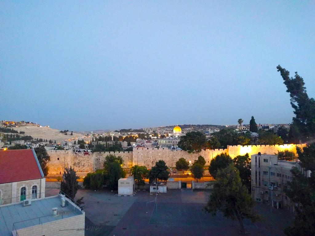 Єрусалим, Holy Land, 3