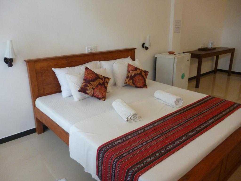 Туры в отель Ocean View Cottage Хиккадува Шри-Ланка
