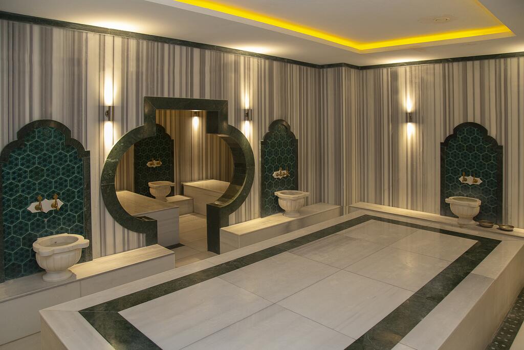 Відпочинок в готелі Doubletree by Hilton Antalya Kemer Кемер