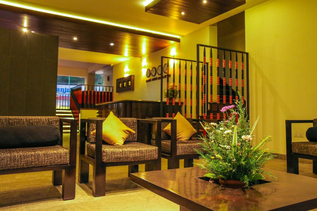 Oak ray city hotel Kandy, фото