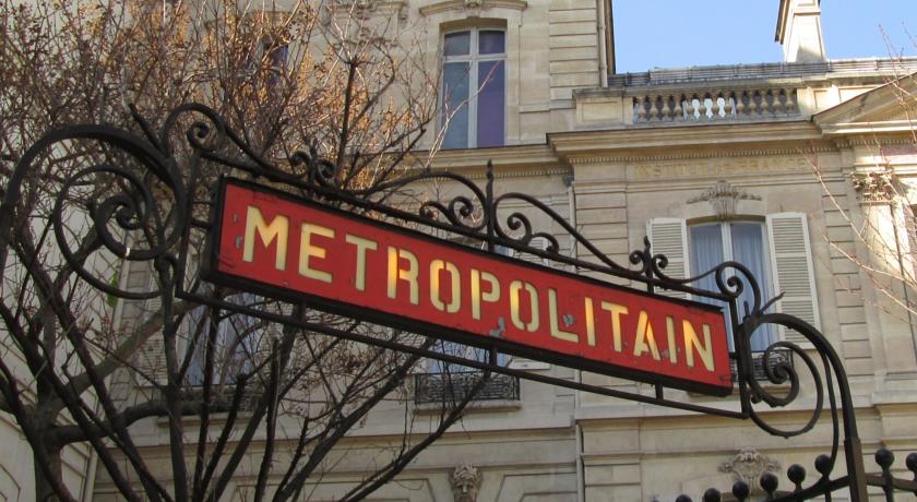 Opera Frochot, Франция, Париж, туры, фото и отзывы