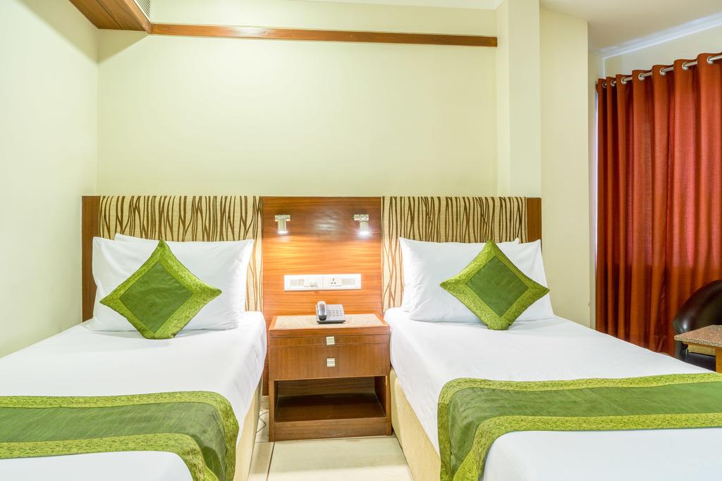 Hotel Ambassador Ahmedabad, Ахмадабад цены